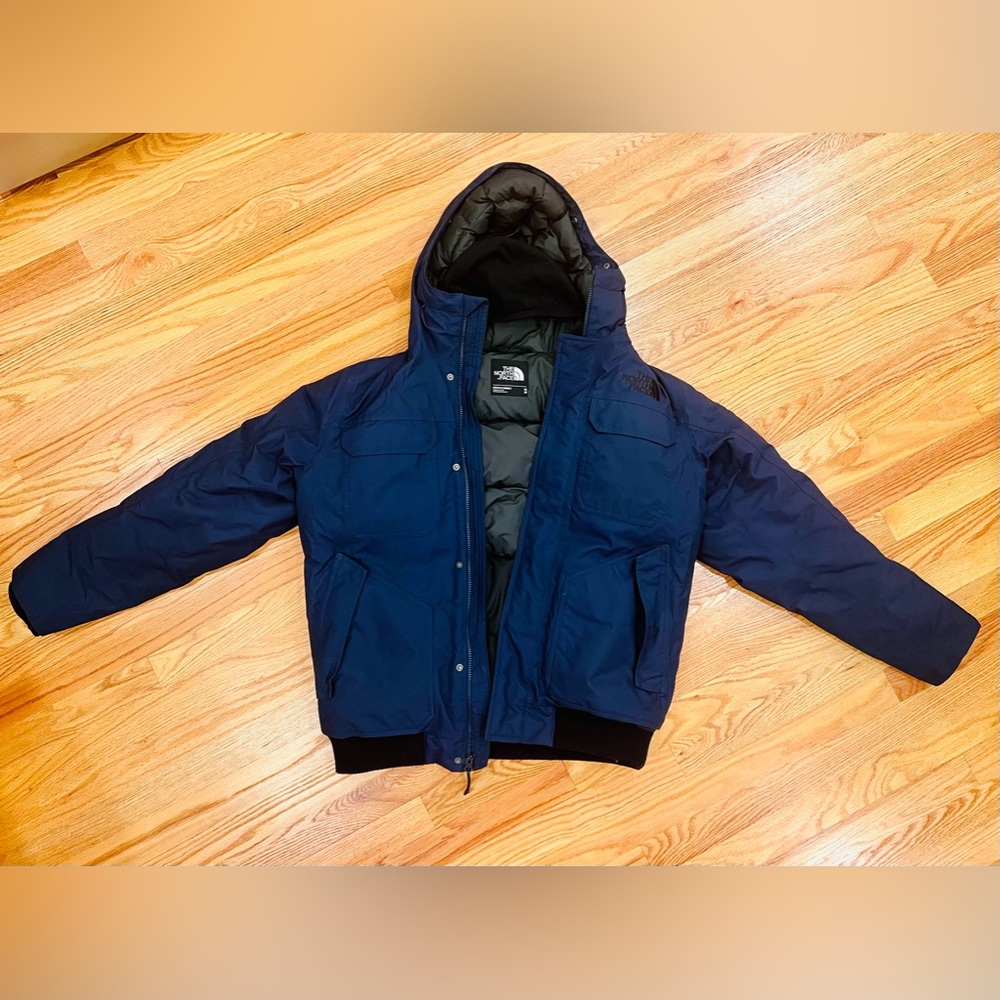 Men’s North Face Gotham jacket, size medium, Urban Navy.